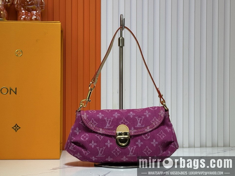 1:1 Replica Louis Vuitton Bags M44470 26x17x7cm ss