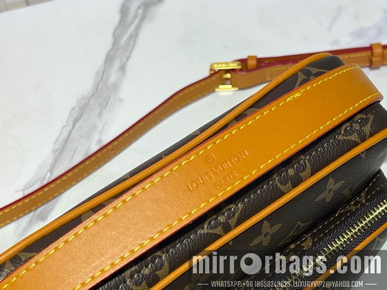 1:1 Replica Louis Vuitton Bags M14016 22x16.5x8cm ss