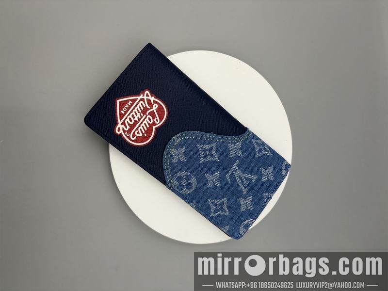 1:1 Replica Louis Vuitton Bags M62665 11x8.5x2cm ZC 2色