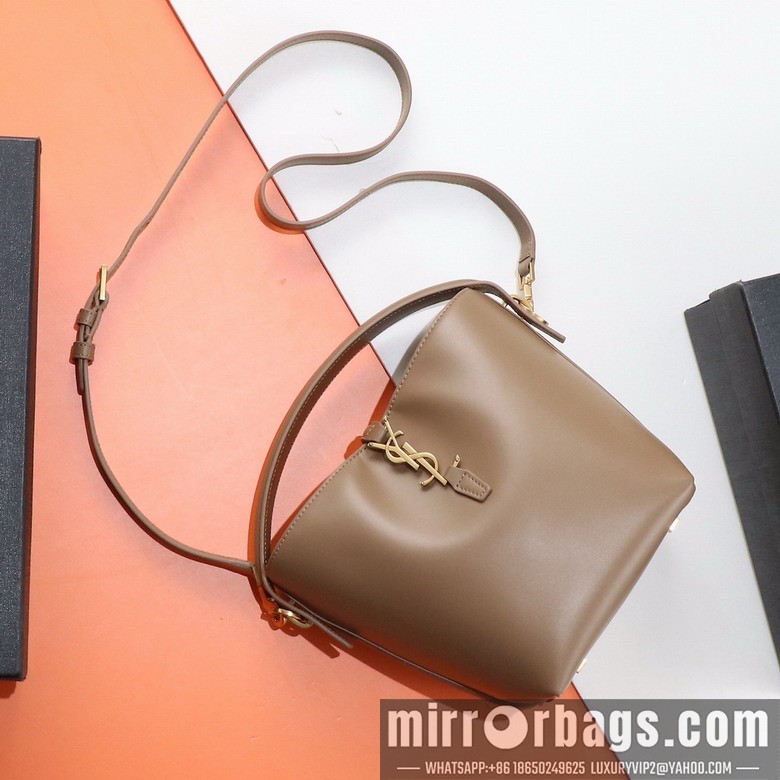 Replica YSL Bags YSL 749036 17x20x13cm 8D5