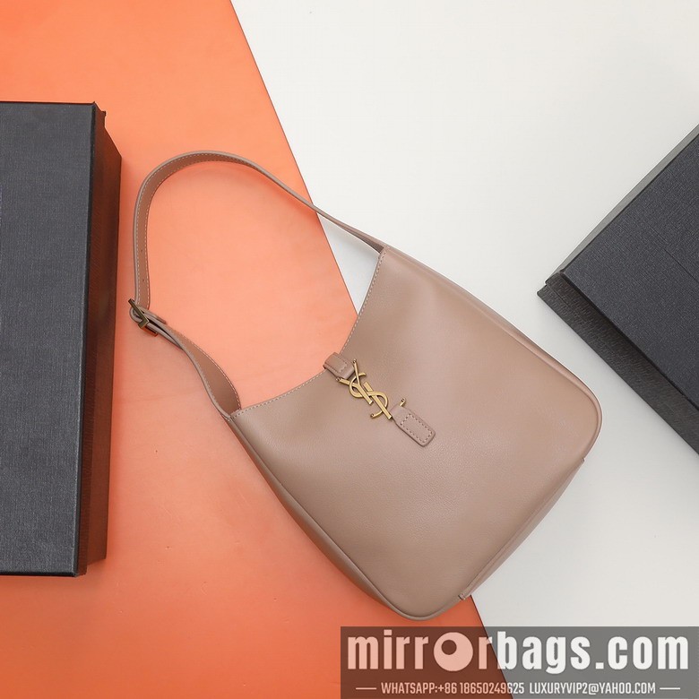 Replica YSL Bags YSL Le 657230 24x24x10cm 8D4