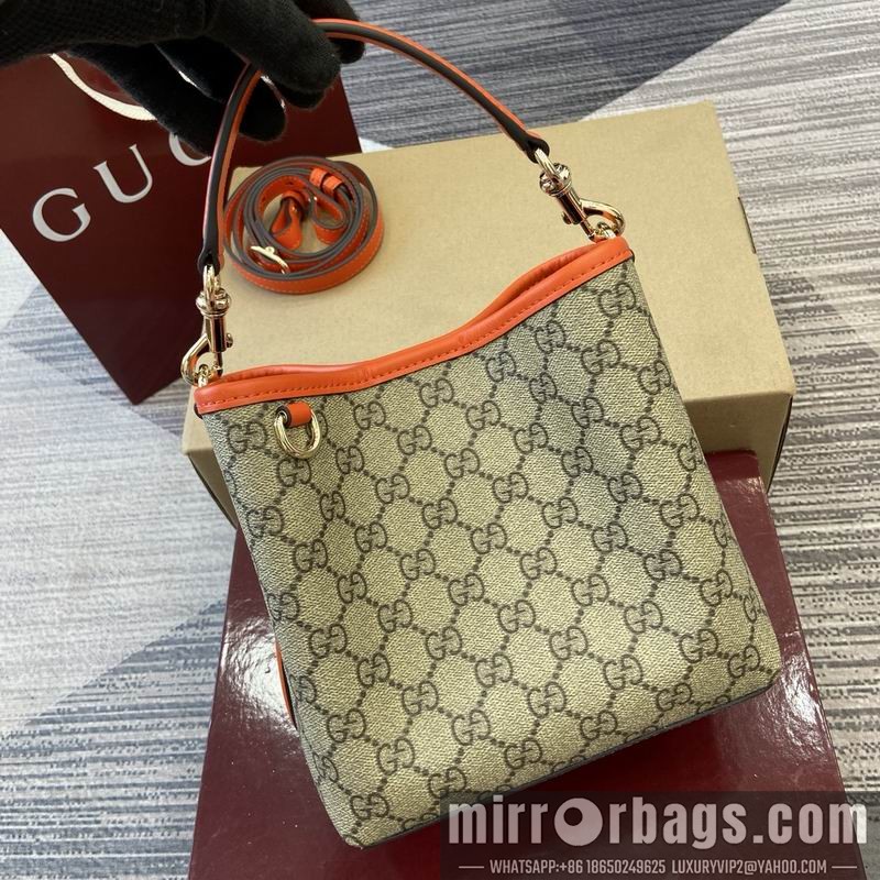 Replica Gucci Bags 815118 19x18x11cm MP 2色