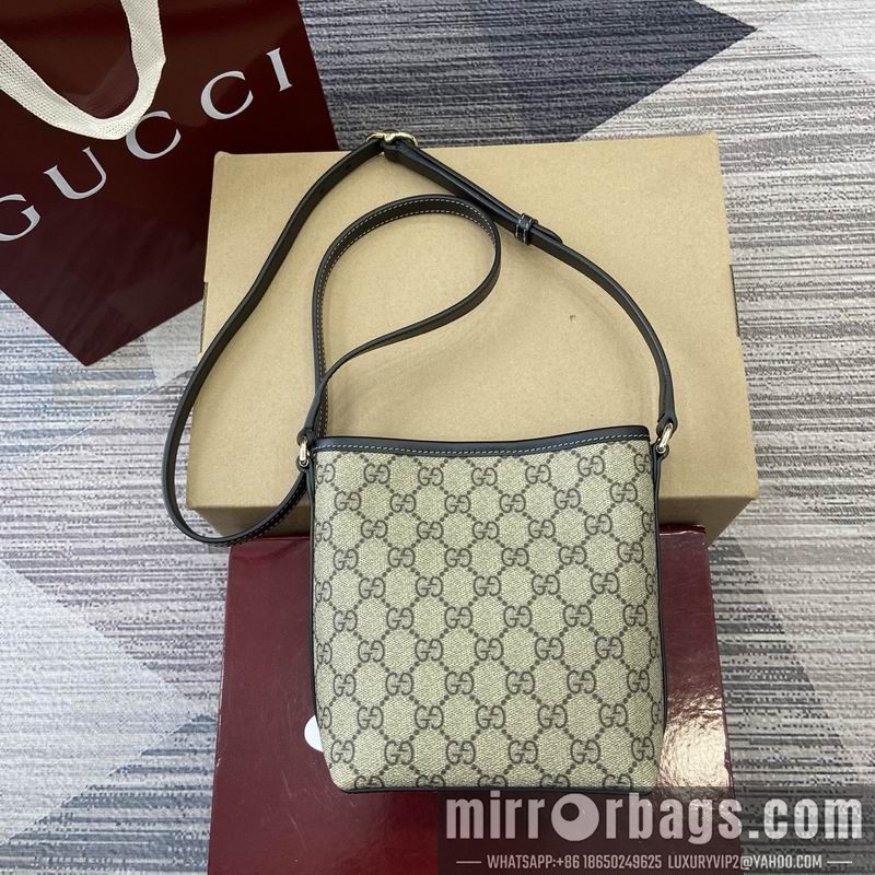 Replica Gucci Bags 847090 15x18x8cm MP 2色