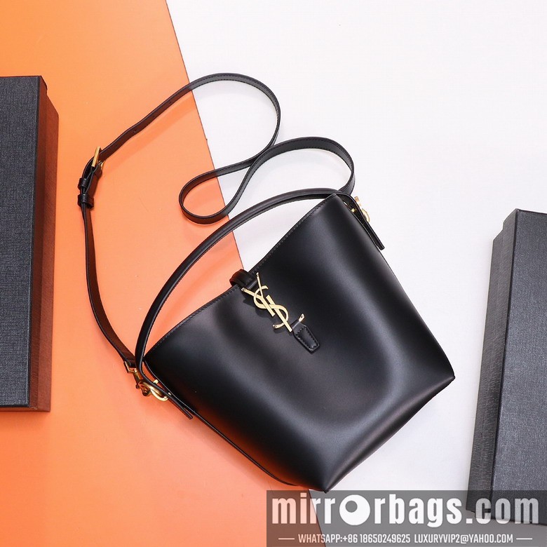 Replica YSL Bags YSL 749036 17x20x13cm 8D2