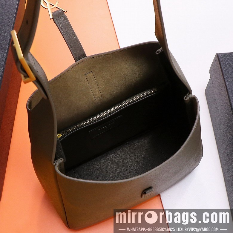 Replica YSL Bags YSL Le 657230 24x24x10cm 8D2