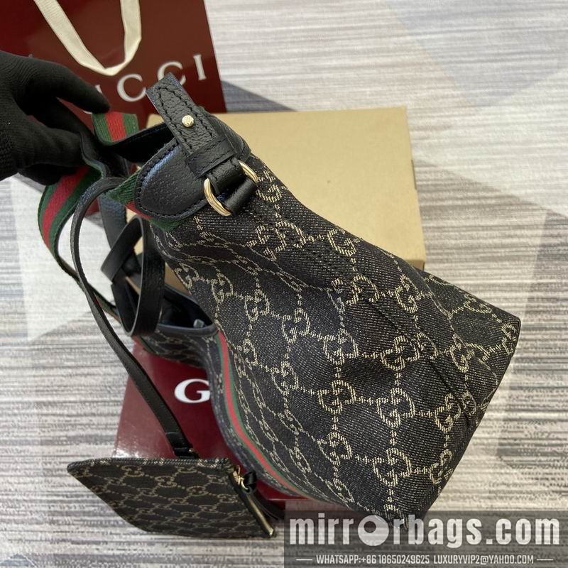 Replica Gucci Bags 860845 25x20x15cm MP3