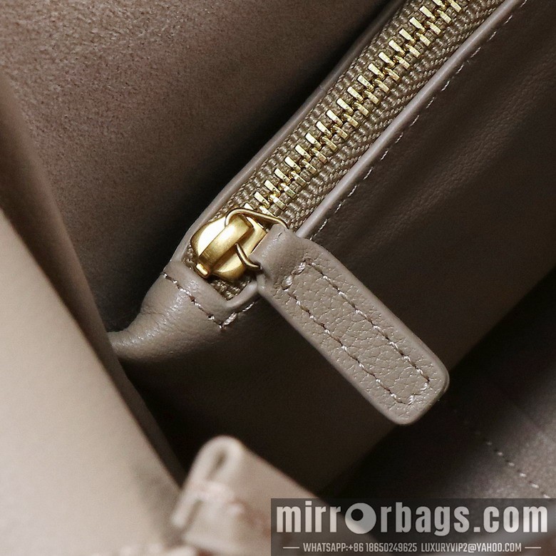 Replica YSL Bags YSL Le 657230 24x24x10cm 8D1