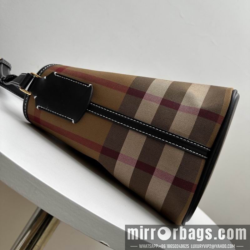 Burberry Bags 16x15x23cm HQ