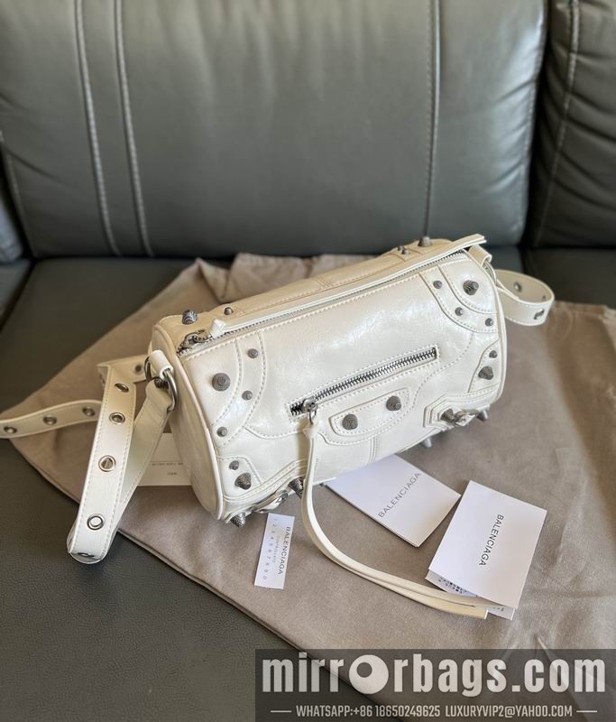 Balenciaga Bags 71766 24x15x11cm YT