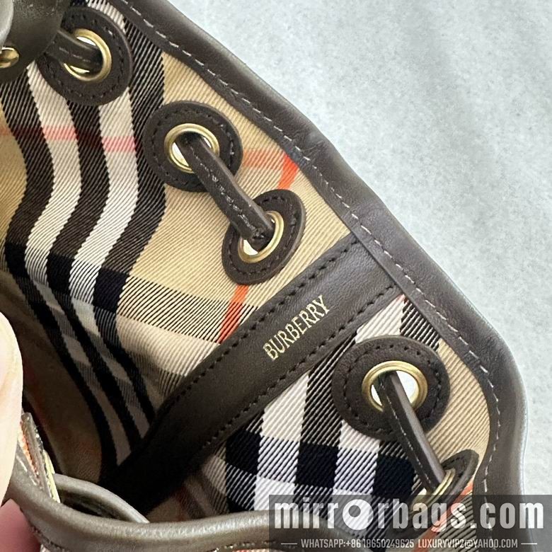 Burberry Bags 16X10.5X18cm 041401 WP 2colour