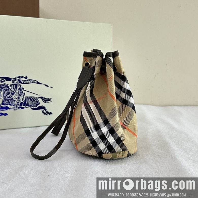 Burberry Bags 16X10.5X18cm 041401 WP 2colour