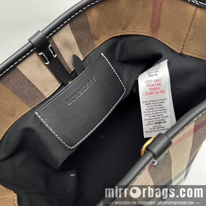 Burberry Bags 16x15x23cm HQ
