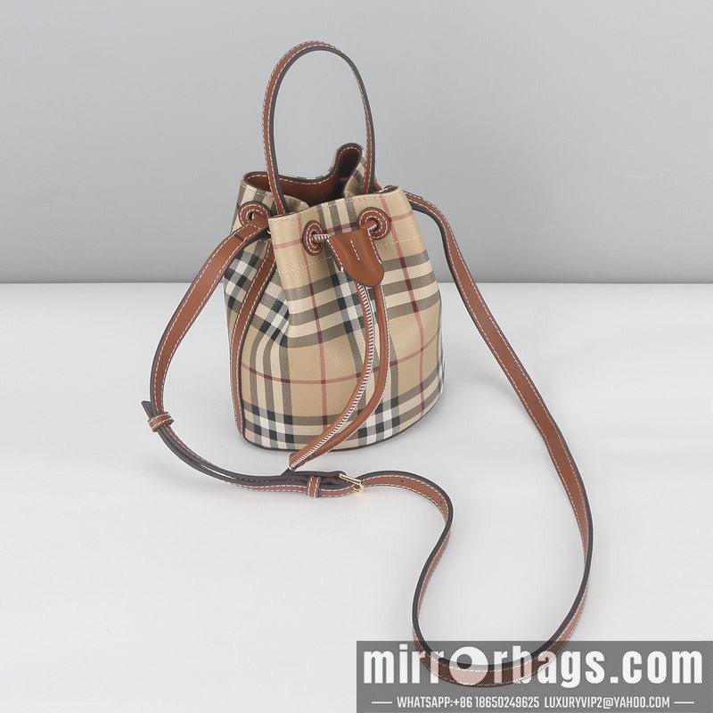 Burberry Bags 4881 16.5x11x18.5cm HQ