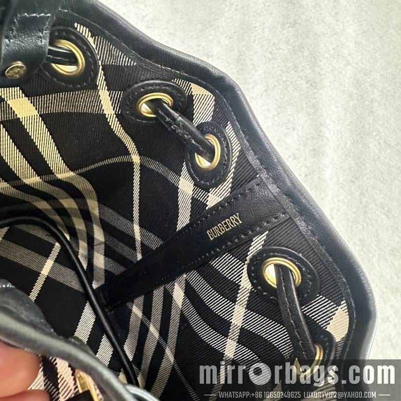 Burberry Bags 16X10.5X18cm 041401 WP 2colour