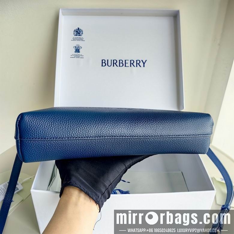 Burberry Bags 29X17X8cm 041503 WP 3colour