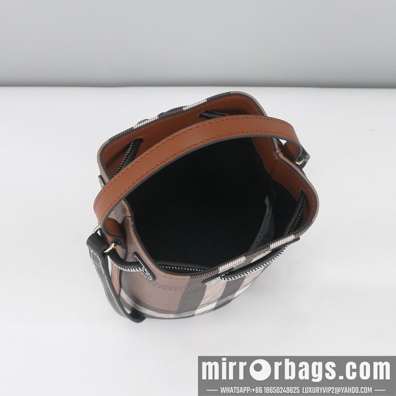 Burberry Bags 4881 16.5x11x18.5cm HQ 1