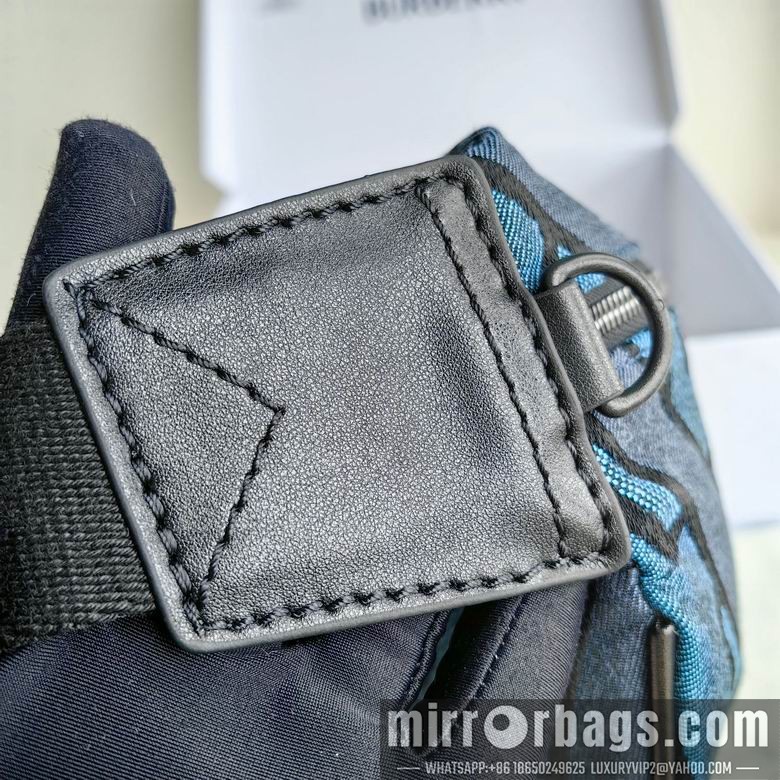 Burberry Bags 80437071 31X7.5X16cm WP