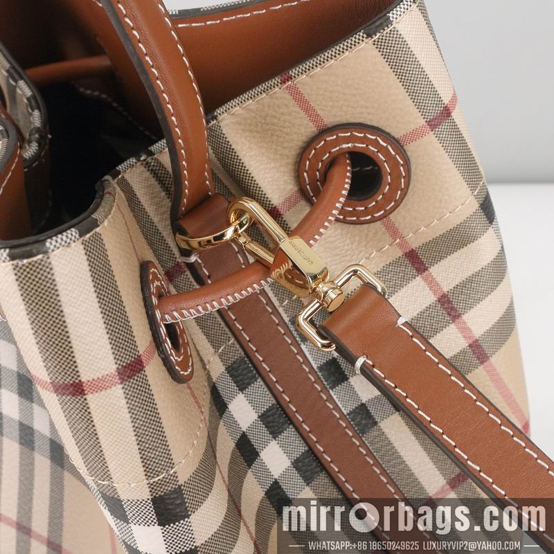Burberry Bags 59611 16x26x26cm HQ