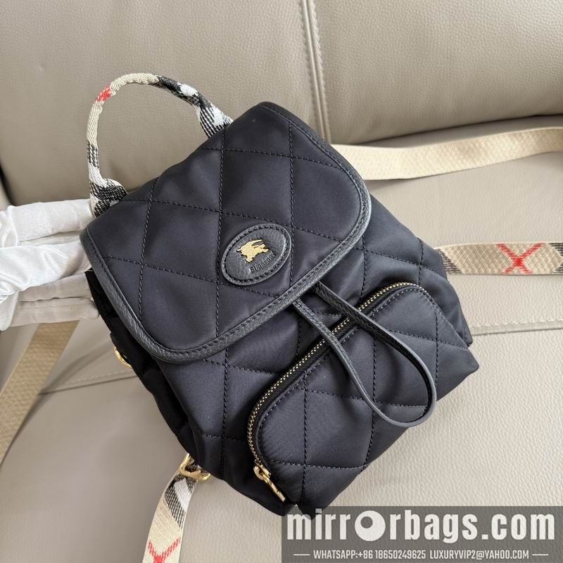 Burberry Bags Horseshoe 17x20x14cm HQ