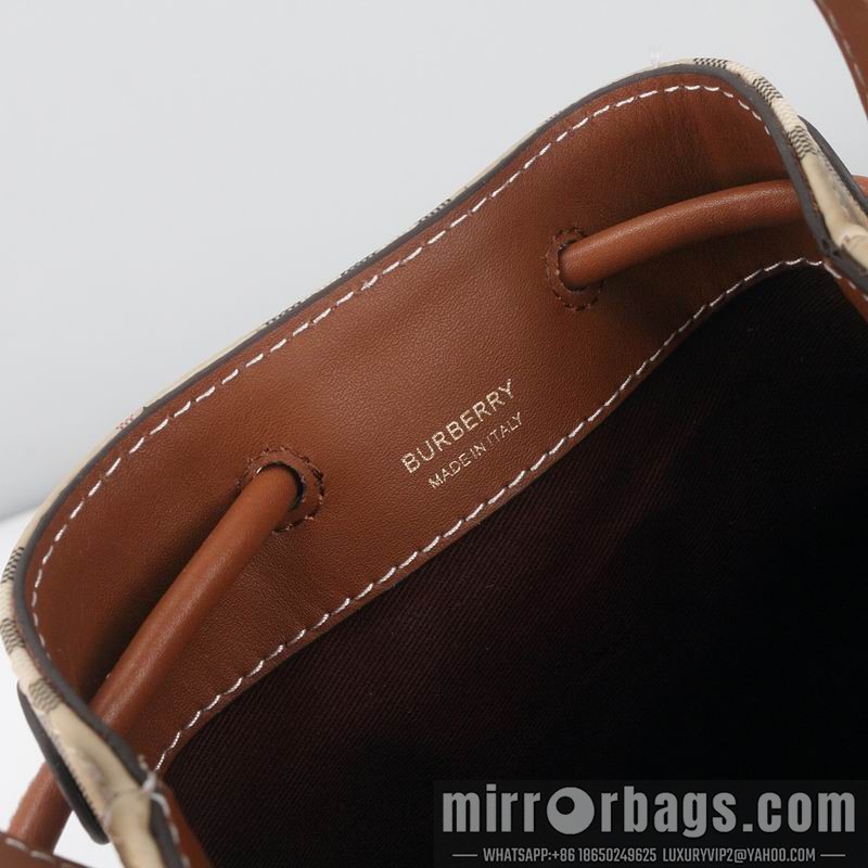 Burberry Bags 4881 16.5x11x18.5cm HQ