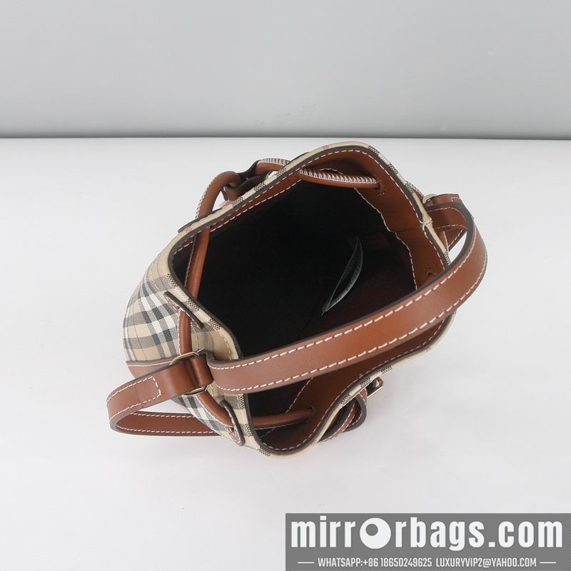 Burberry Bags 4881 16.5x11x18.5cm HQ