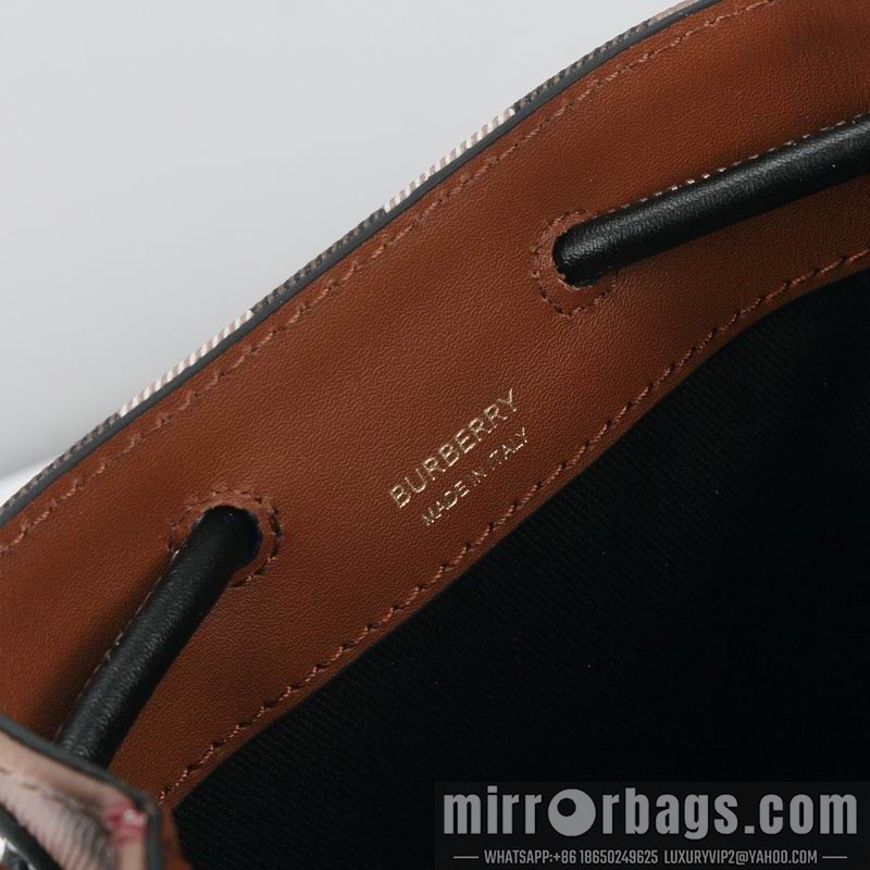 Burberry Bags 4881 16.5x11x18.5cm HQ 1