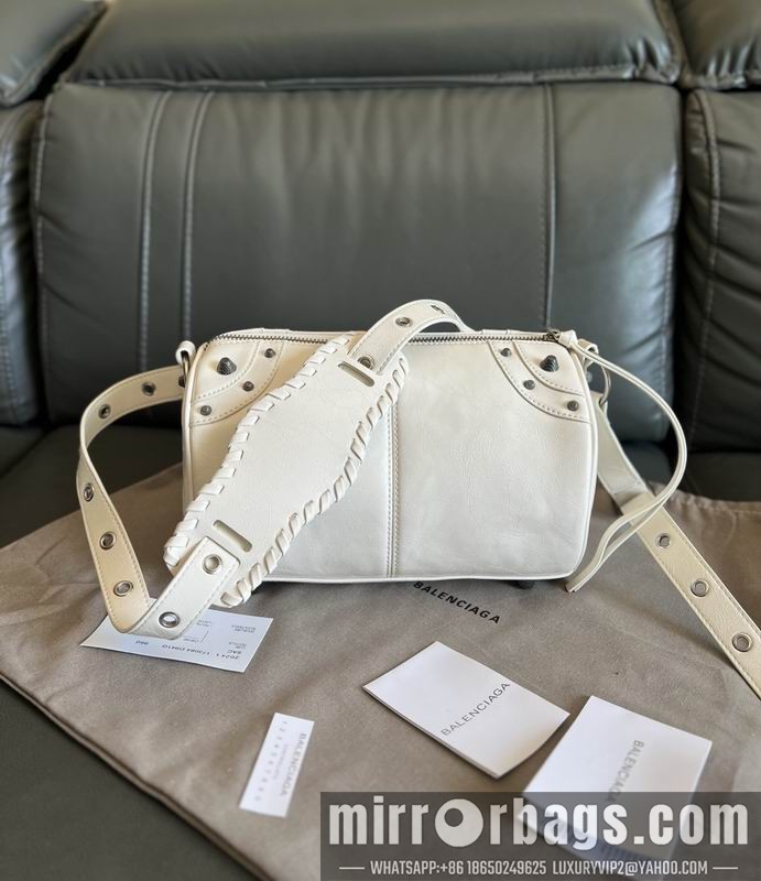 Balenciaga Bags 71766 24x15x11cm YT