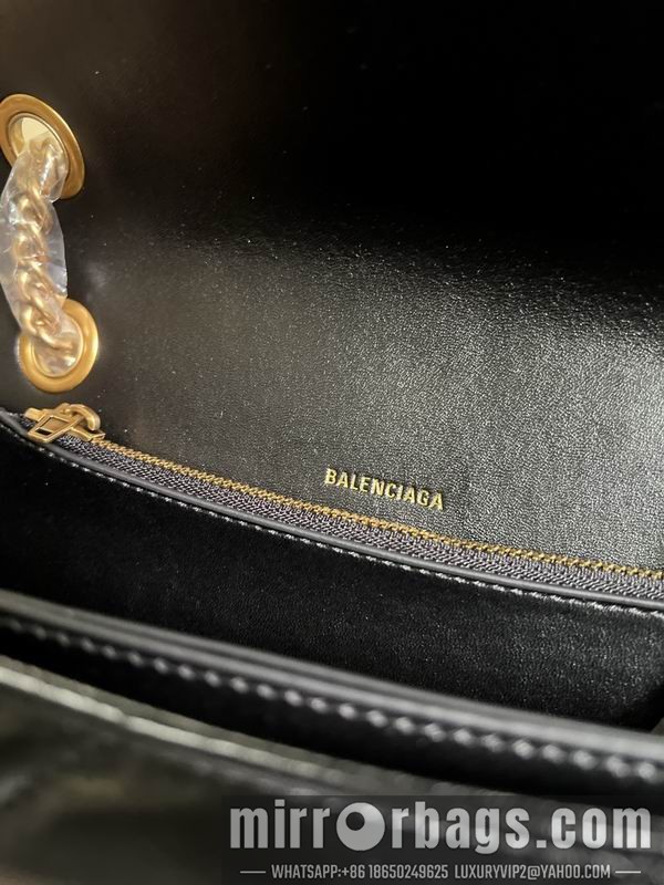 Balenciaga Bags 39322 32x13x20.5cm YT