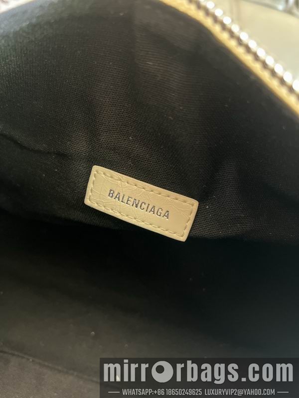 Balenciaga Bags 71766 24x15x11cm YT