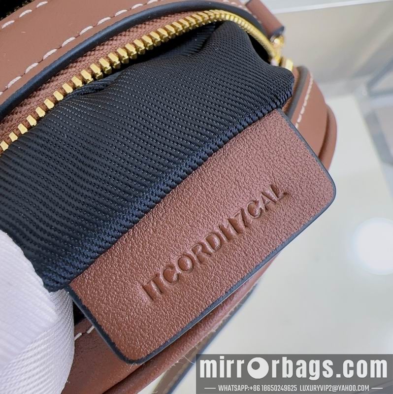 Burberry Bags Louise 17x7x17cm HQ
