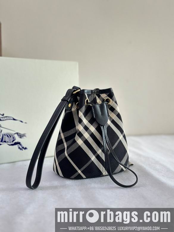 Burberry Bags 16X10.5X18cm 041401 WP 2colour