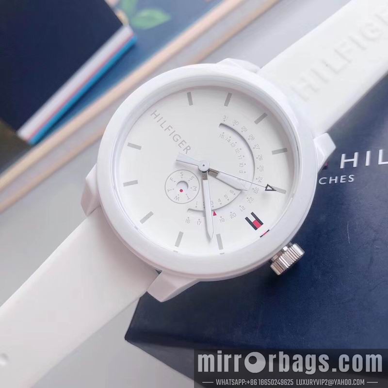 Replica Tommy 44mm 101006 Watch