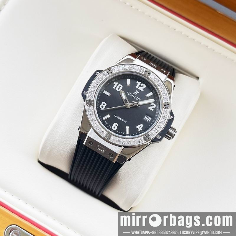 Replica Hublot 33mm 110304 Watch