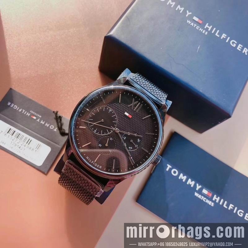 Replica Tommy 44mm 101001 Watch