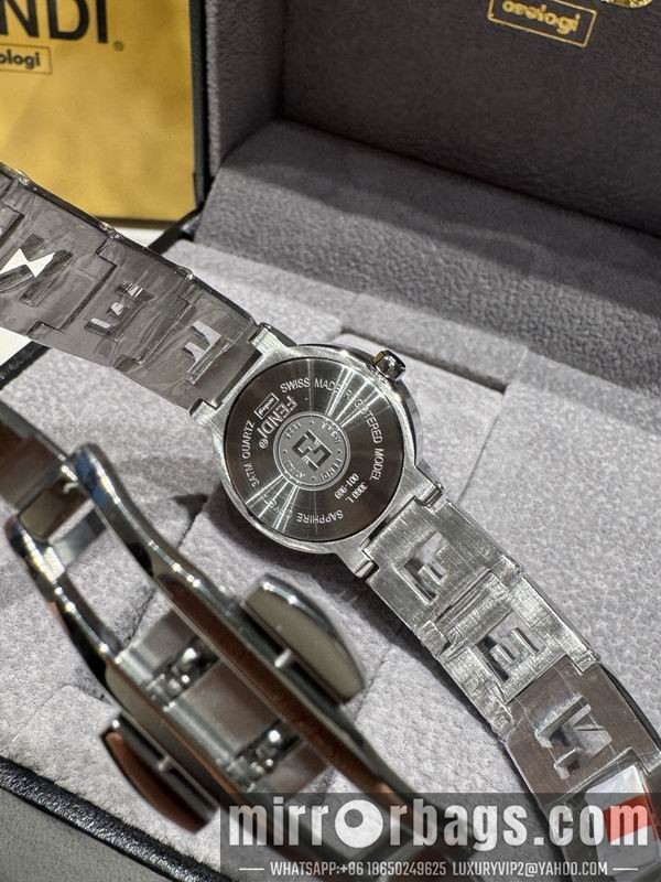 Replica Fendi 25mm 101526 Watch