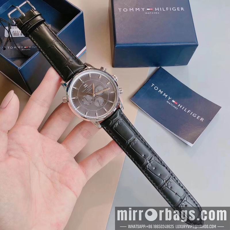 Replica Tommy 44mm 101024 Watch