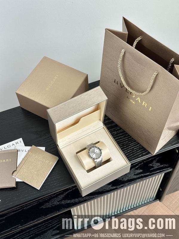 Replica Blvgari 33mm 080603 Watch