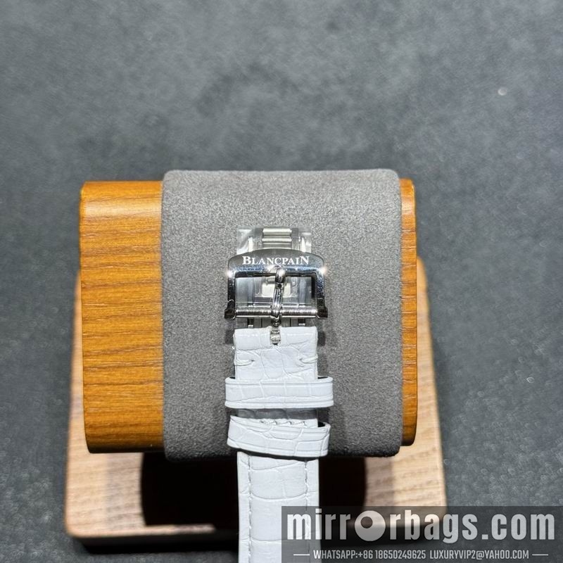 Replica Blancpain 35mm 040928 Watch