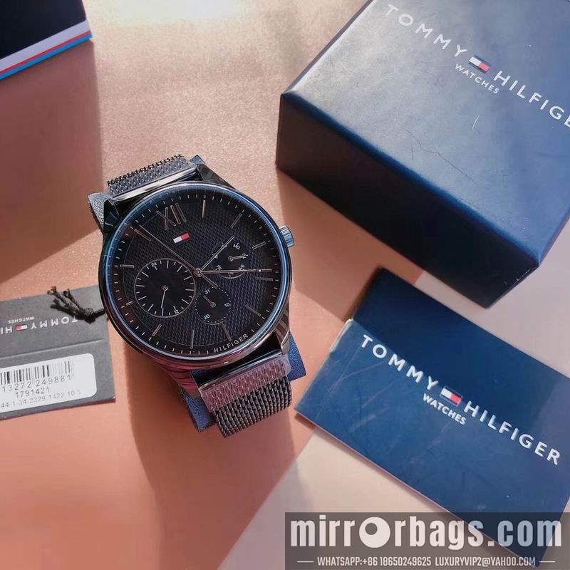 Replica Tommy 44mm 101001 Watch