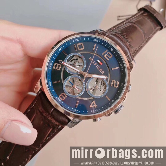 Replica Tommy 44mm 101026 Watch