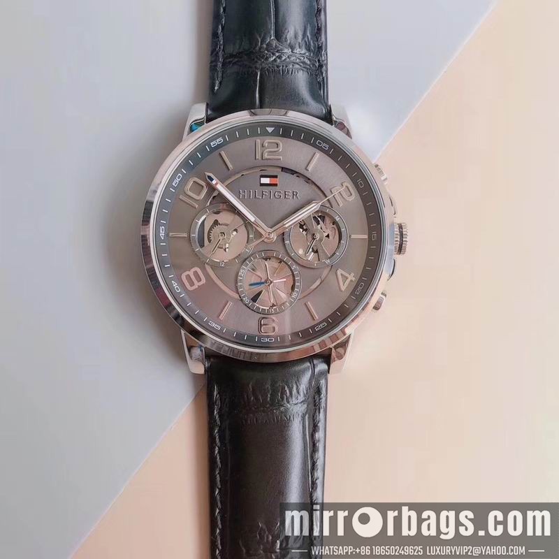 Replica Tommy 44mm 101026 Watch