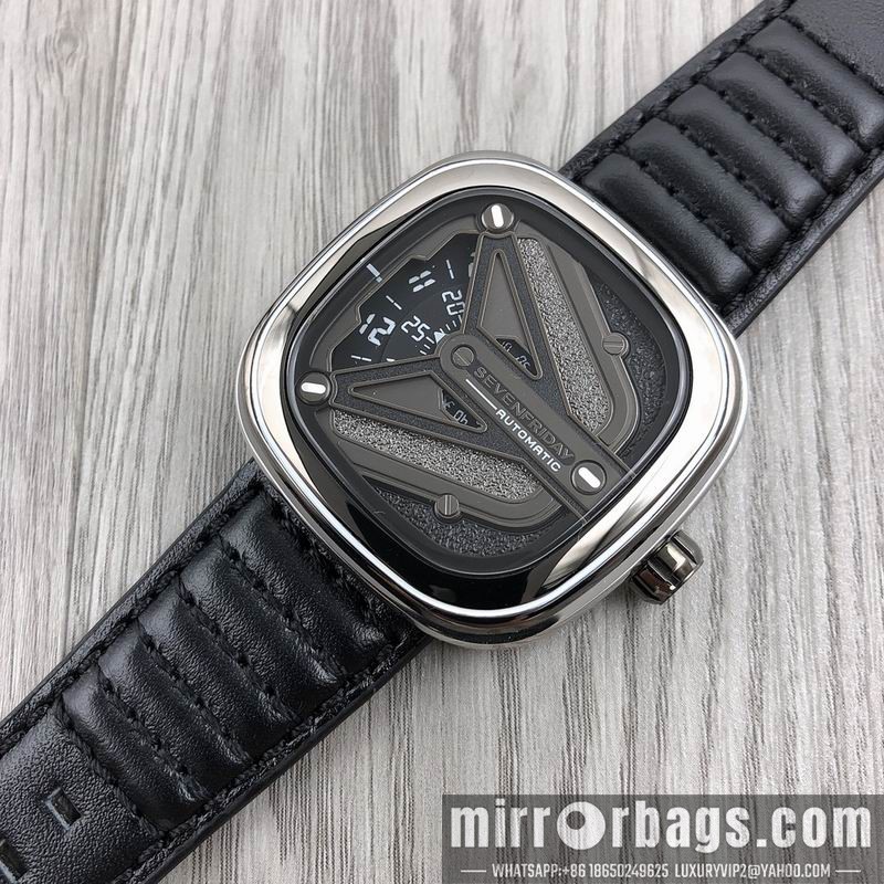 Replica Seven Friday 47.6X47mm 090475 Watch