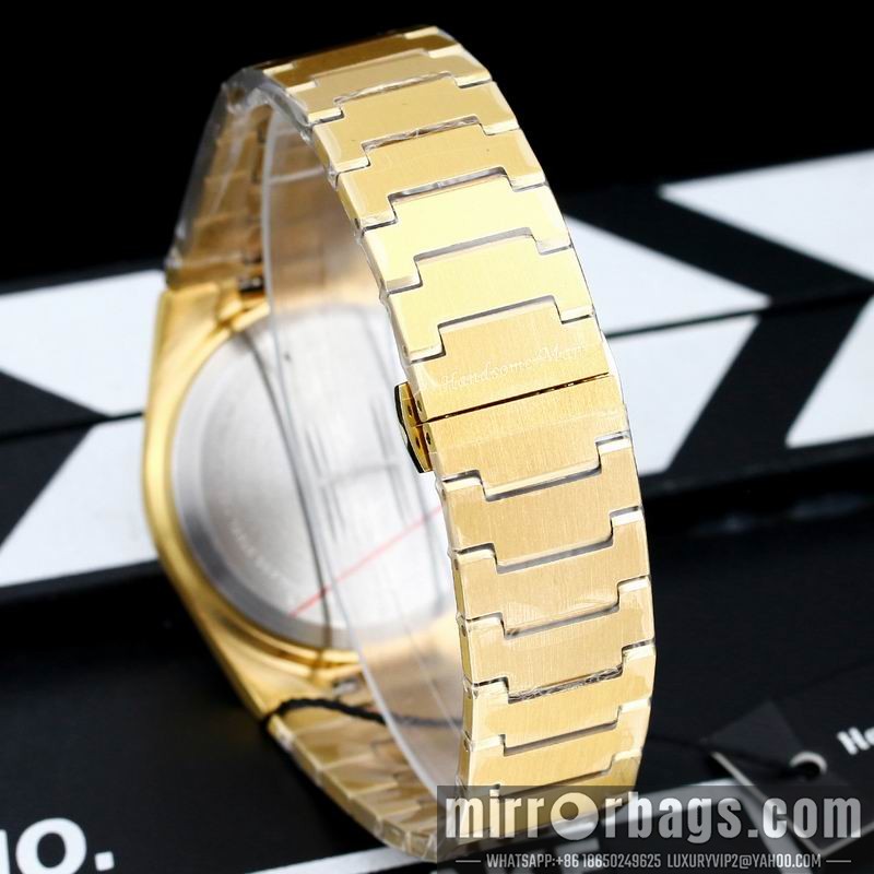 Replica Handsome Man 40mm 110907 Watch