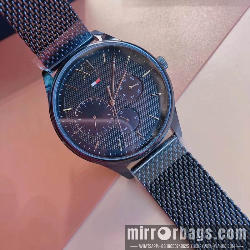 Replica Tommy 44mm 101001 Watch