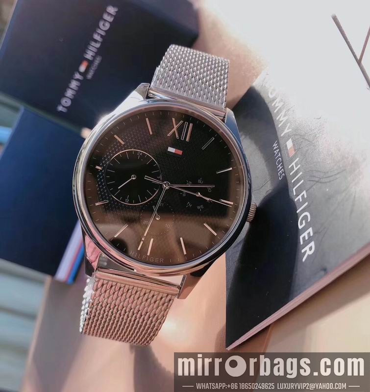Replica Tommy 44mm 101001 Watch