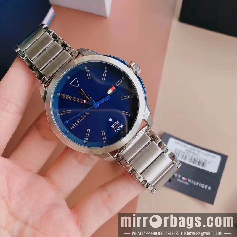 Replica Tommy 44mm 101002 Watch