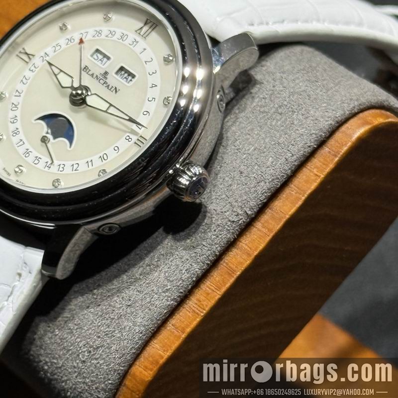 Replica Blancpain 35mm 040928 Watch