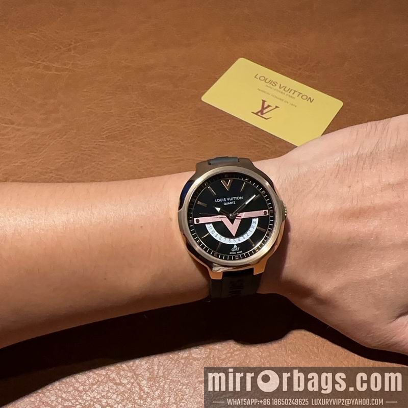Replica LV 42mm 080485 Watch