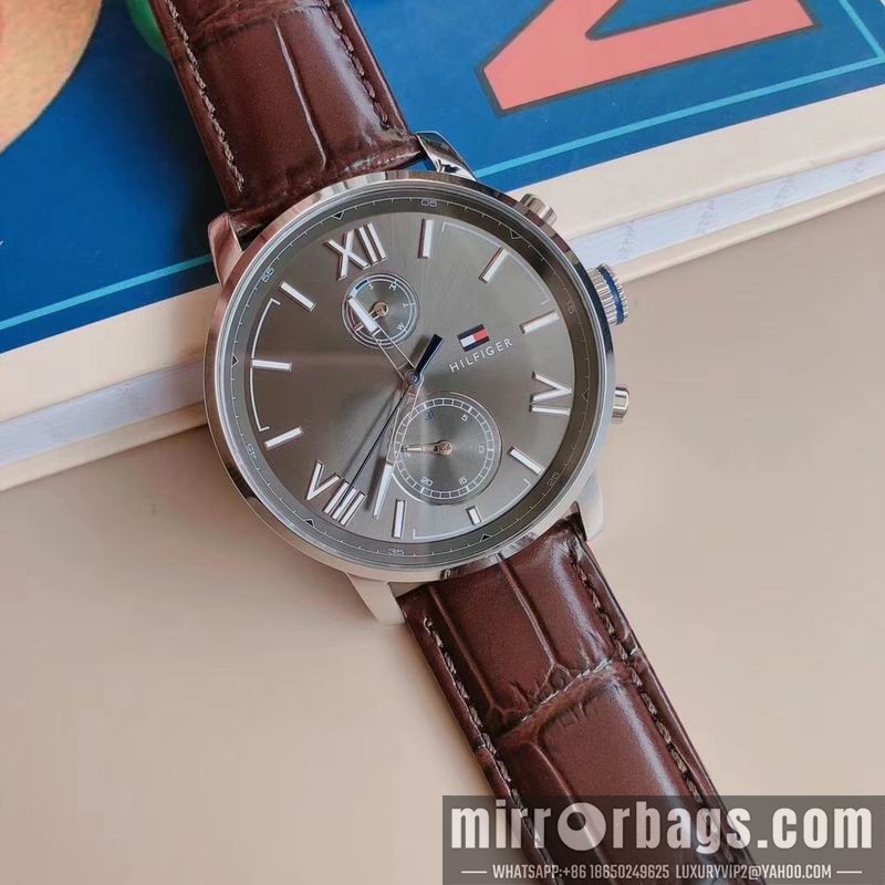 Replica Tommy 40mm 101025 Watch