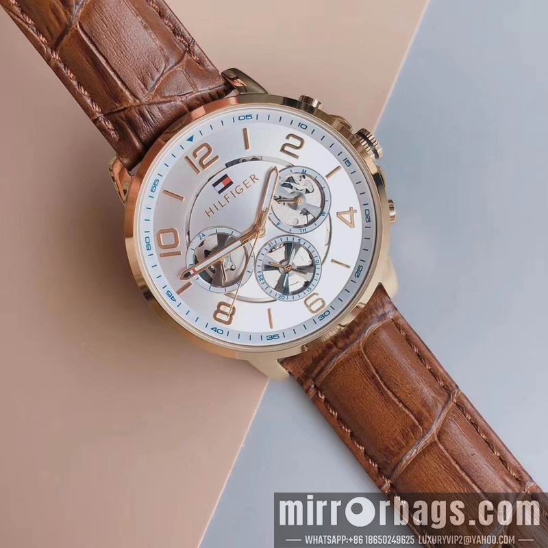 Replica Tommy 44mm 101026 Watch